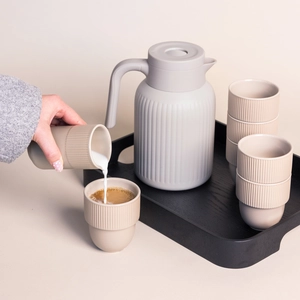 Carafe thermos élégant 1.5 l - idéal pour les réunions personnalisable