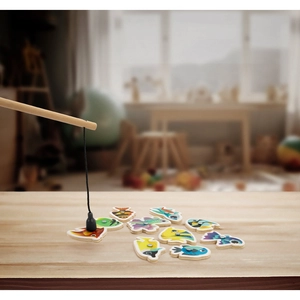 Jeu de pêche composé de 10 poissons en bois, idéal pour les enfants personnalisable