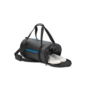 Sac de sport cylindrique en polyester recyclé haute densité 600D avec compartiment latéral pour les chaussures personnalisable