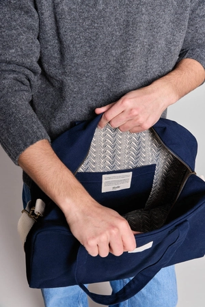 Sac de sport Hugo - fabriqué par une ONG personnalisable