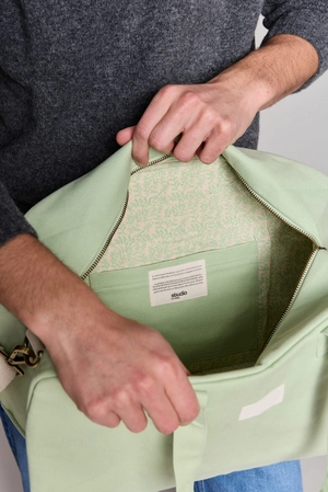 Sac de sport Hugo - fabriqué par une ONG personnalisable